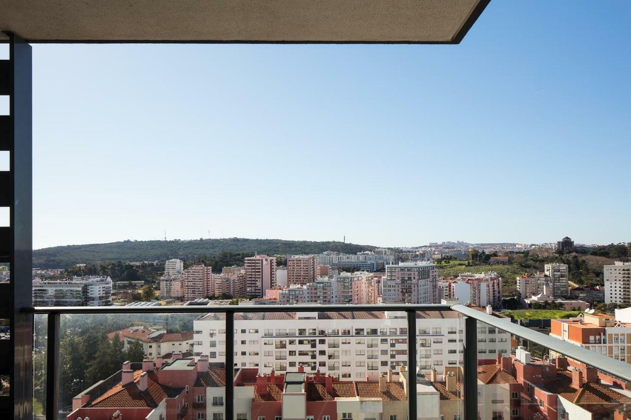 Skyscraper Riverview Lisbon With Indoor Pool Extérieur photo