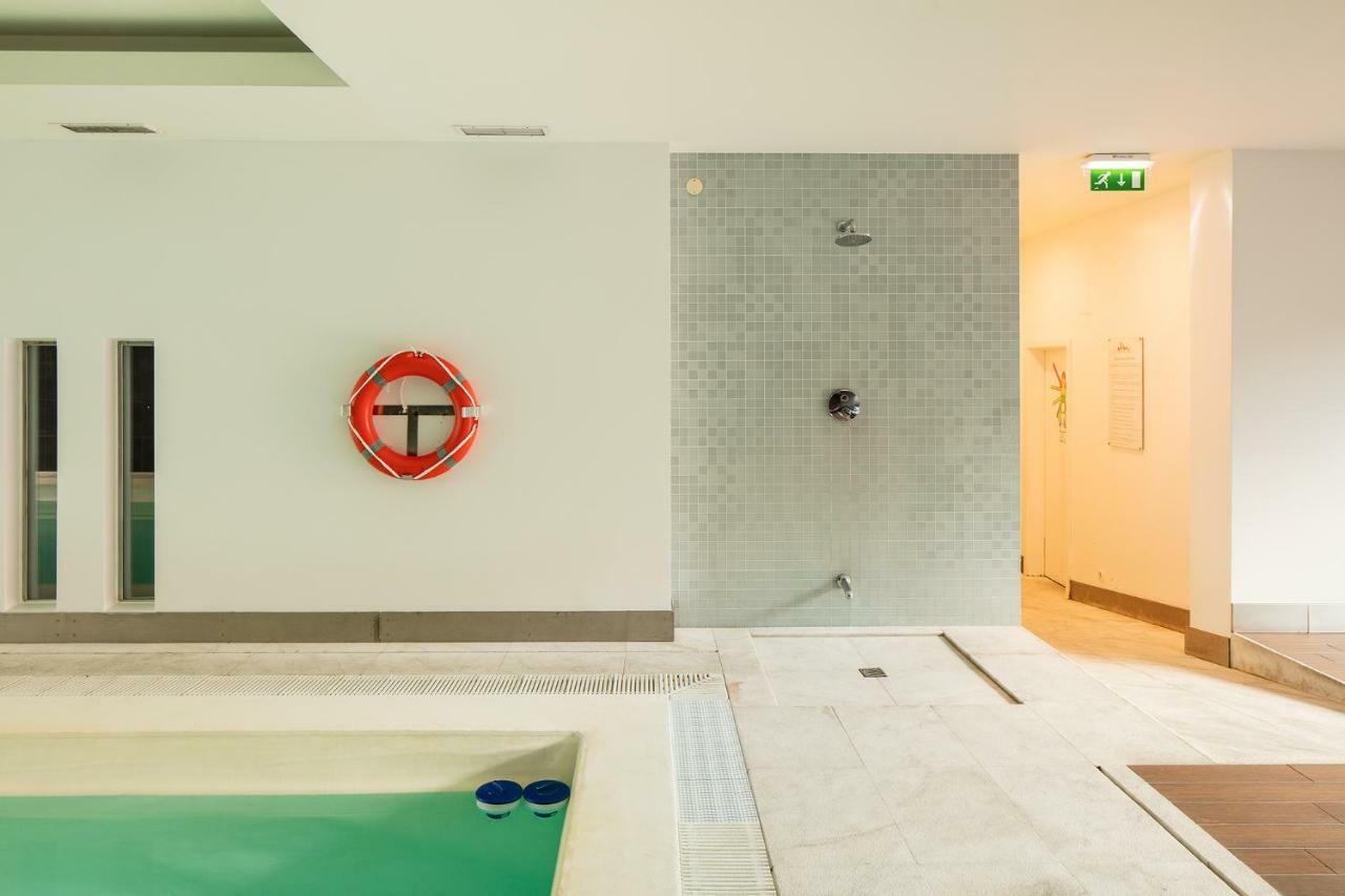 Skyscraper Riverview Lisbon With Indoor Pool Extérieur photo