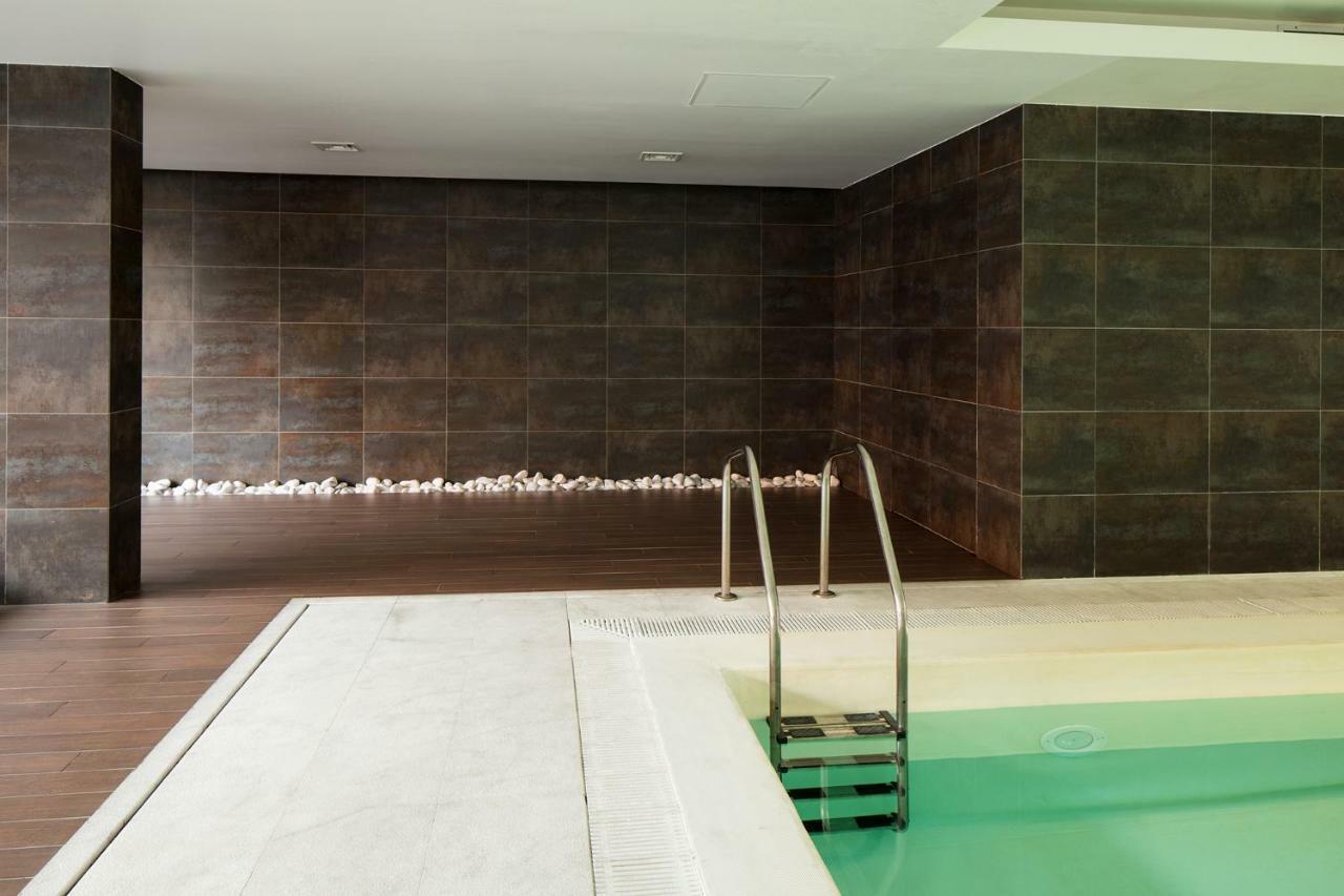 Skyscraper Riverview Lisbon With Indoor Pool Extérieur photo